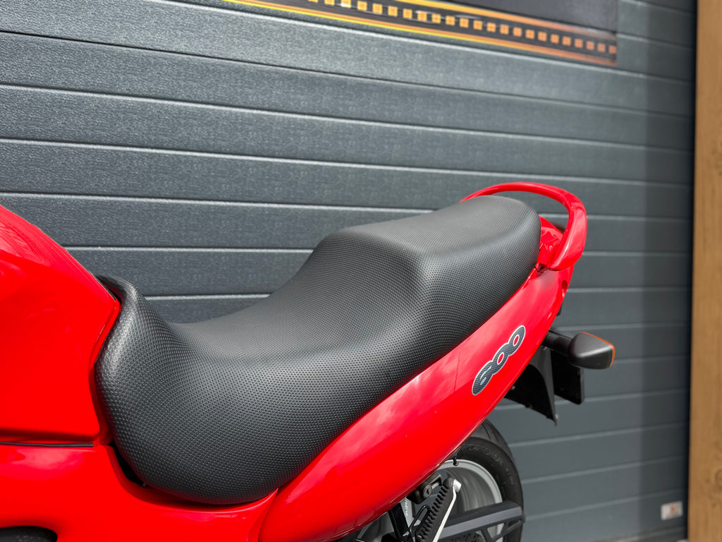 Suzuki GSX600F 1999 | 25.000 km | Uniek netjes | €1.990