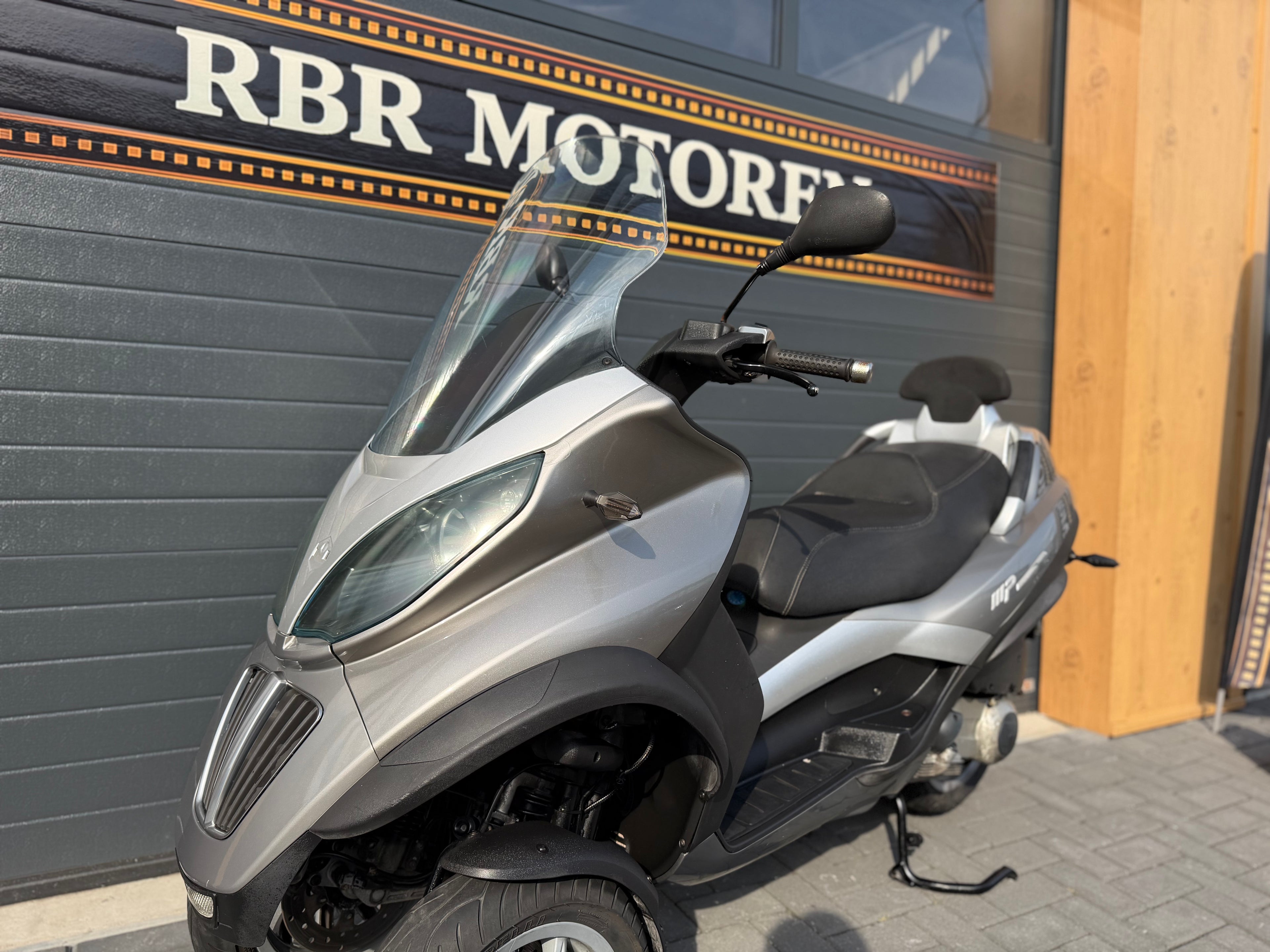Piaggio MP3 250 LT Touring | 2009 | Slechts 11.000 km | 3 Maanden Garantie | € 1.990