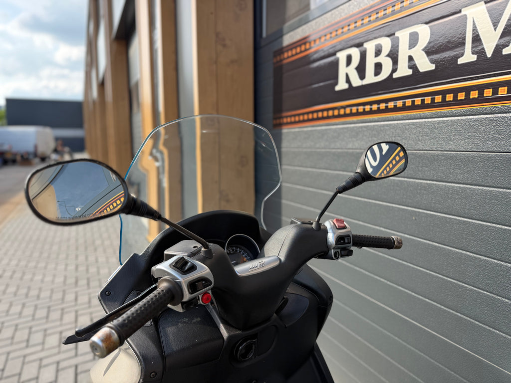 Piaggio MP3 250 LT Touring | 2009 | Slechts 11.000 km | 3 Maanden Garantie | € 1.990