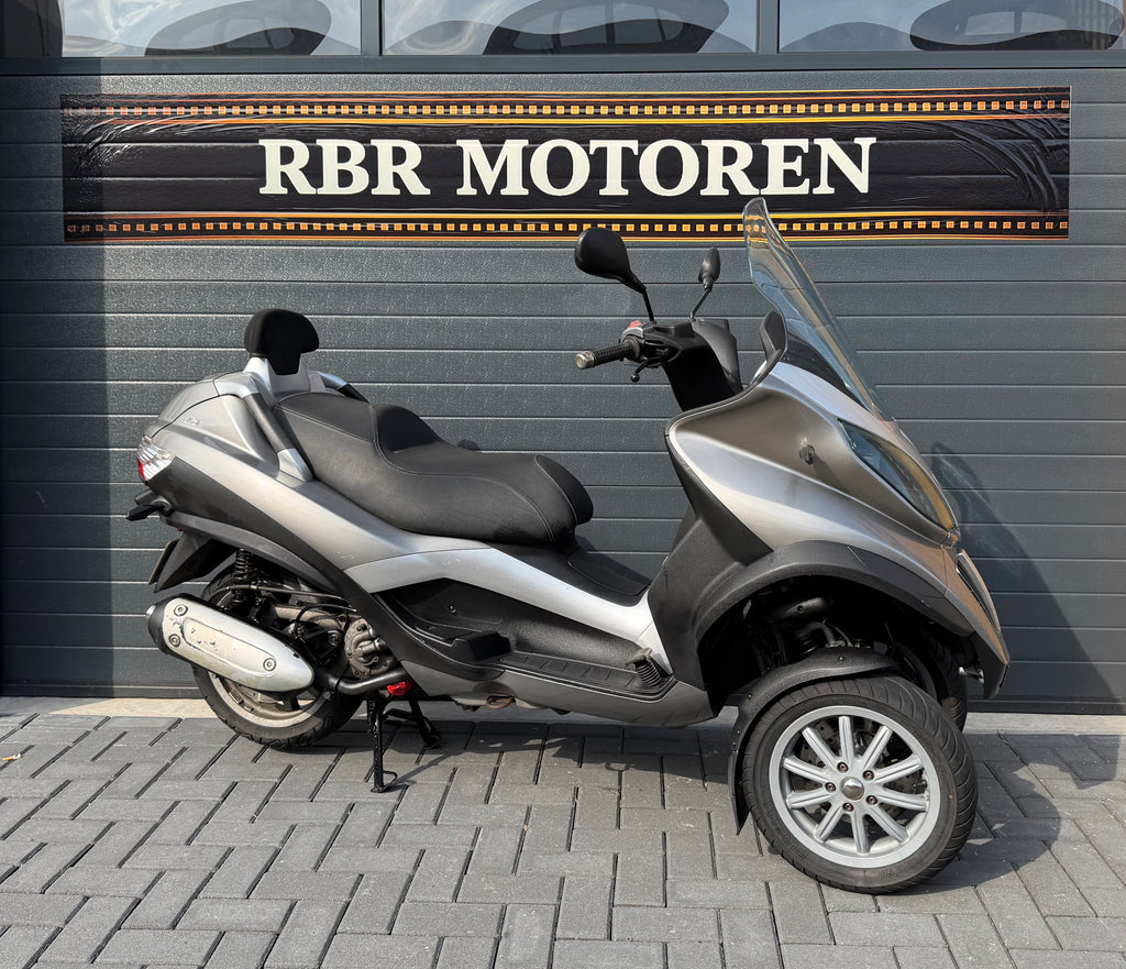 Piaggio MP3 250 LT Touring | 2009 | Slechts 11.000 km | 3 Maanden Garantie | € 1.990