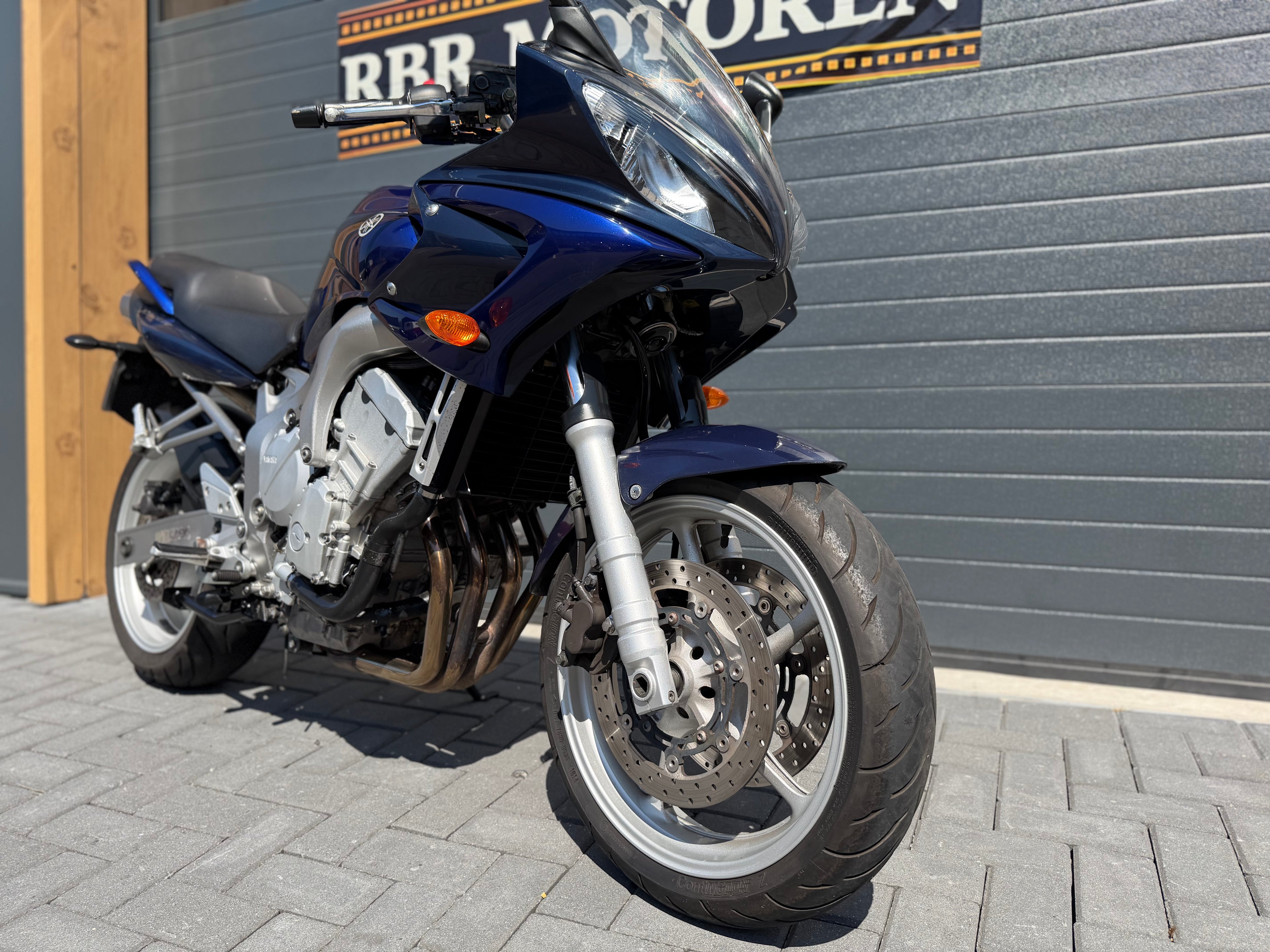 Titel Yamaha FZ6 Fazer 600 | 2006 | 24.207 km | Garantie
