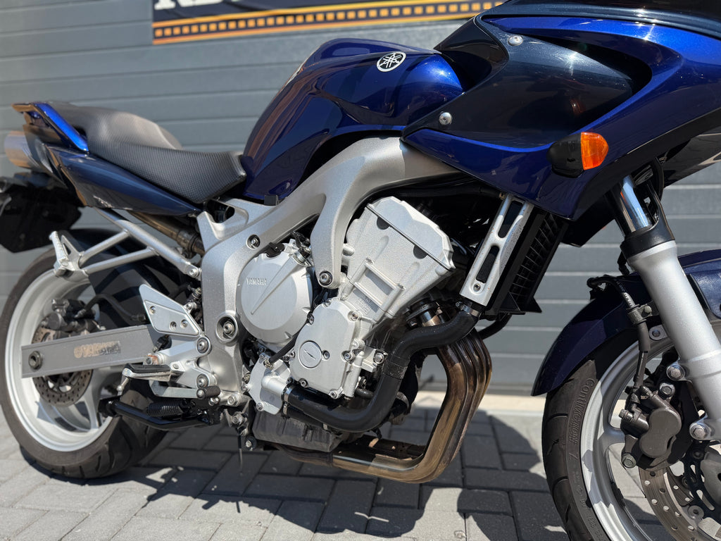 Titel Yamaha FZ6 Fazer 600 | 2006 | 24.207 km | Garantie