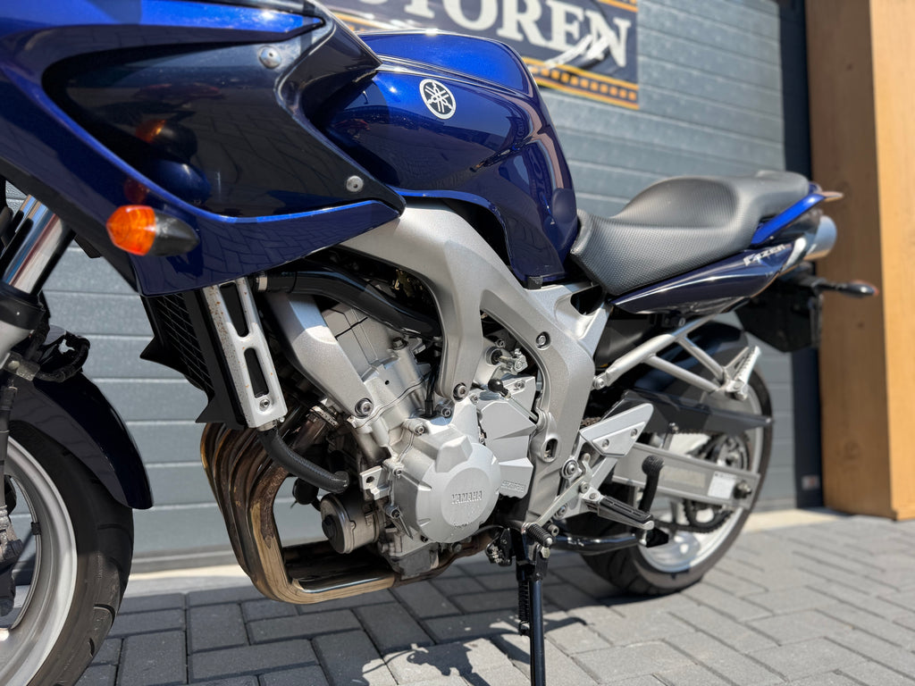 Titel Yamaha FZ6 Fazer 600 | 2006 | 24.207 km | Garantie