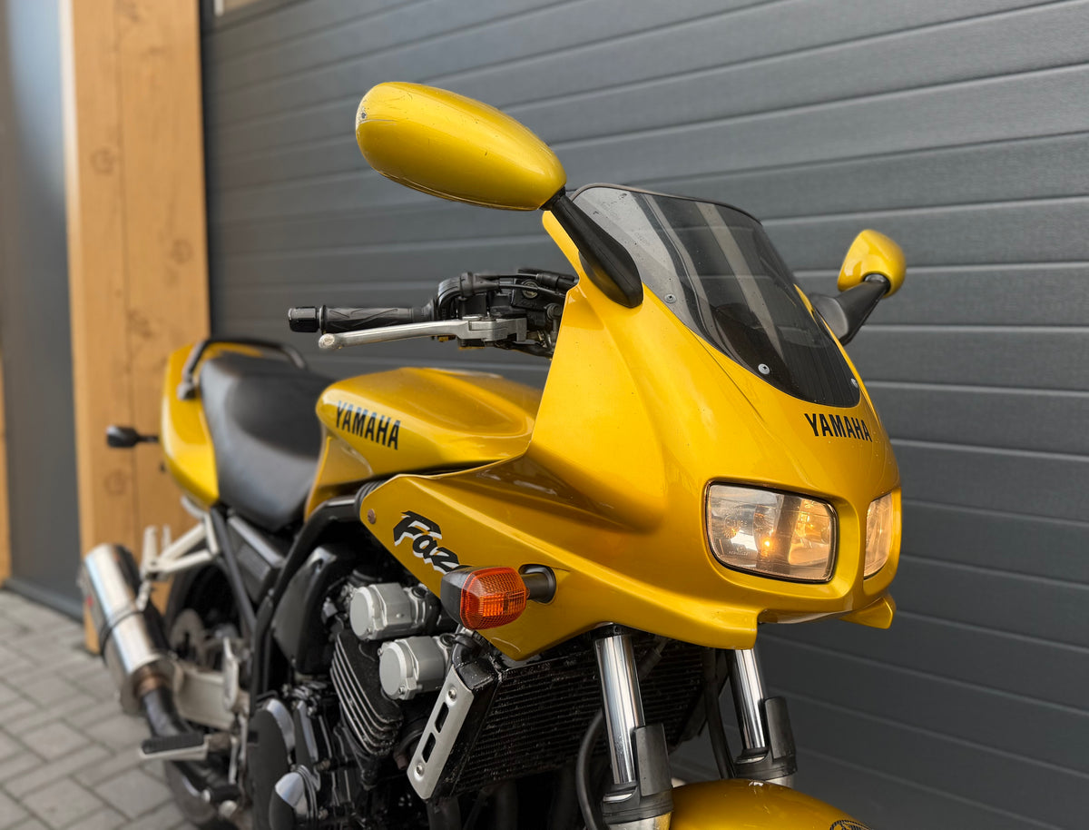 Yamaha FZS 600 Fazer | Dominator uitlaat | Zeer nette staat!