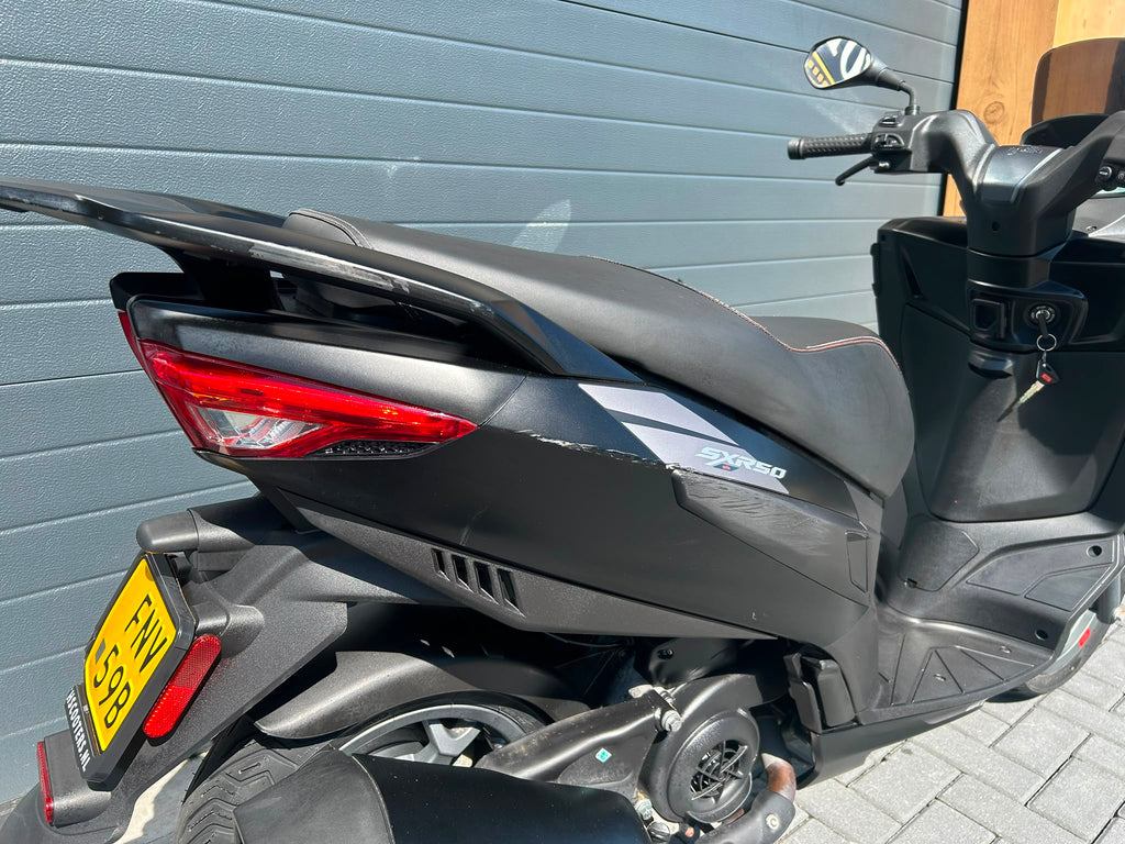 Aprilia SXR50 - 45 km/h
